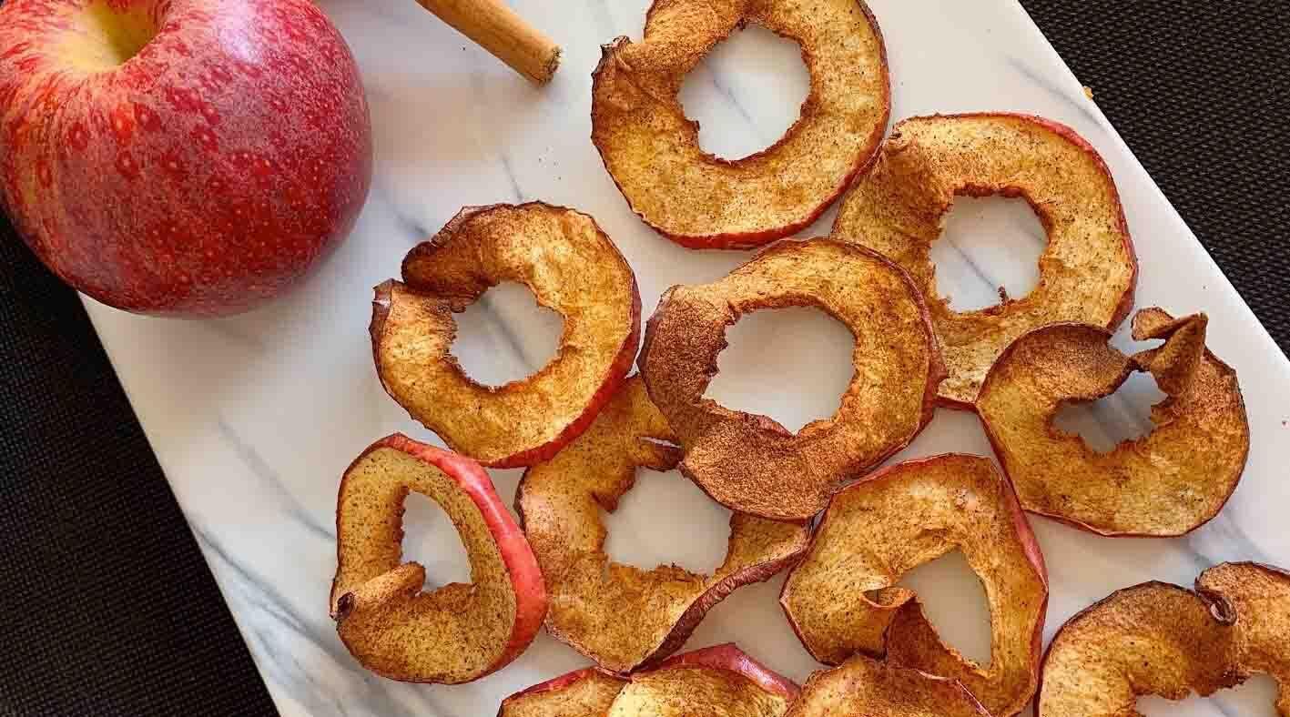 Chips de manzana y canela en freidora de aire - Mouvair