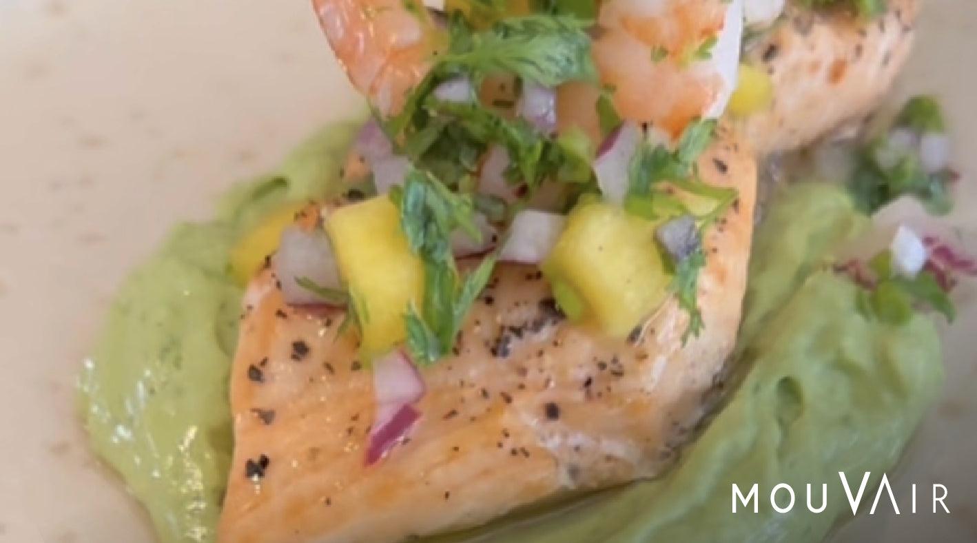 Te salvamos el almuerzo: Receta de salmón acevichado con mousse de palta